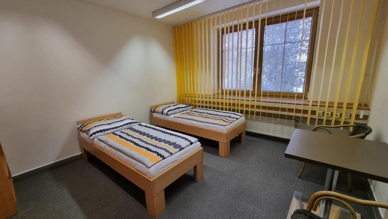 Hotel Rada Ostrava Buitenkant foto